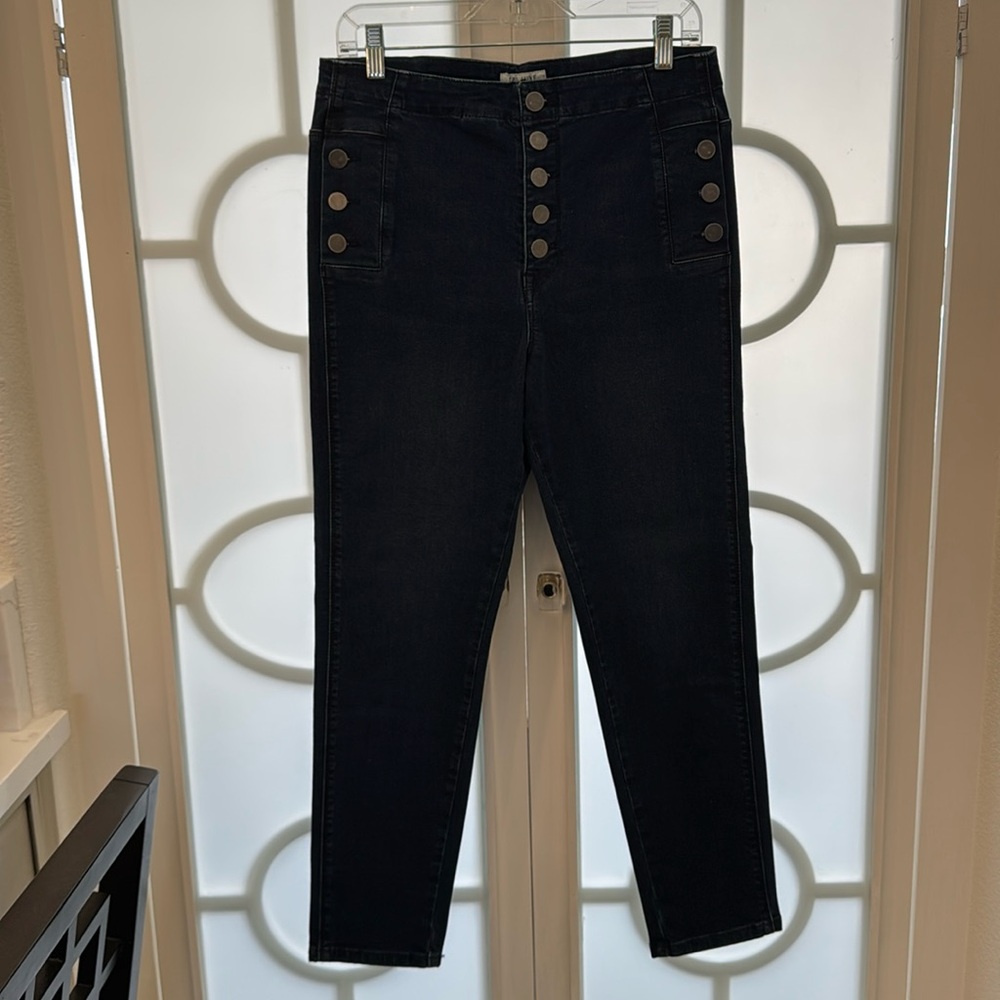 Front button jeans never worn